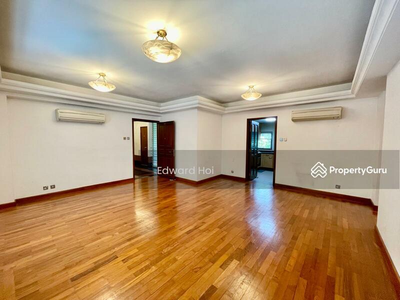 Condominium for Rent: Cairnhill, D09, 229159