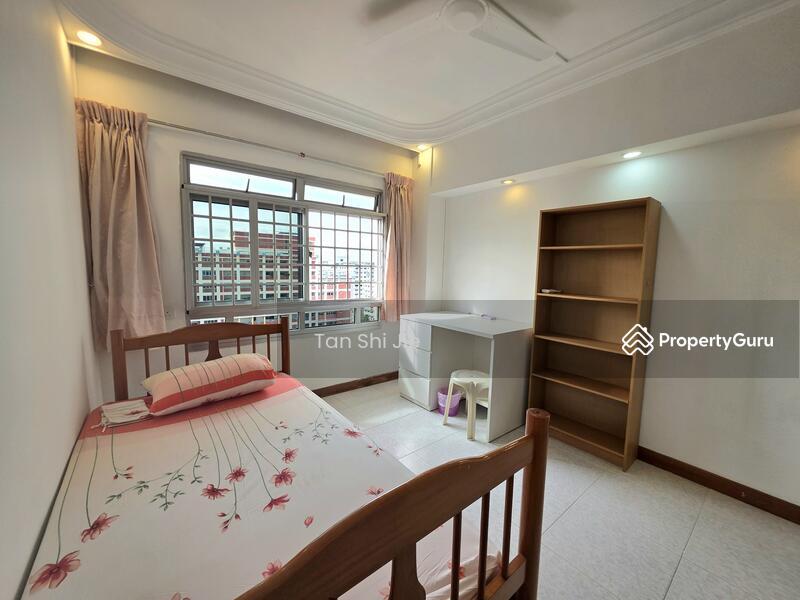 Prop-GPT: HDB Flat: D14  645 Jalan Tenaga