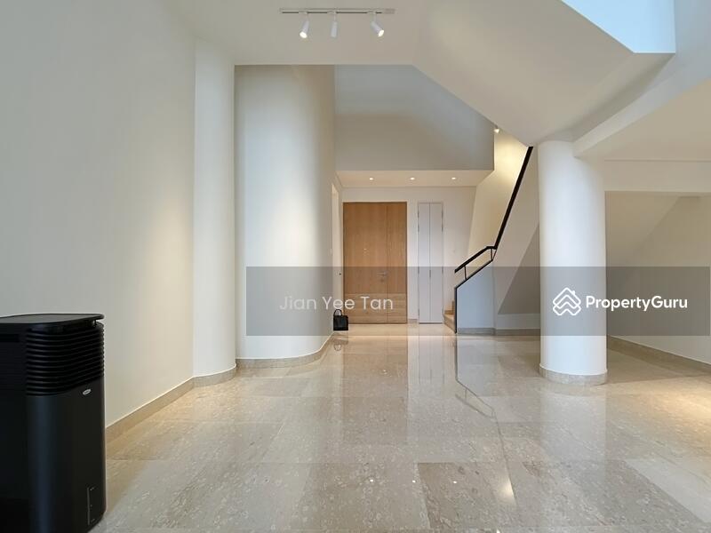 Condominium for Rent: D10, 249587