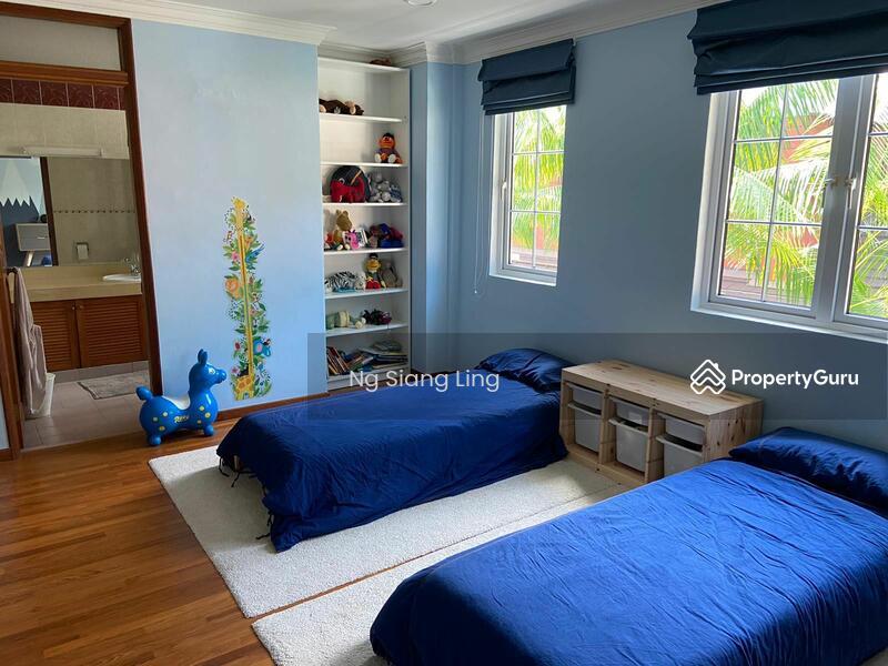 Bungalow for Rent: D20, 574000