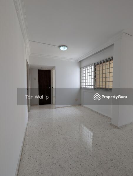 237 Tampines Street 21