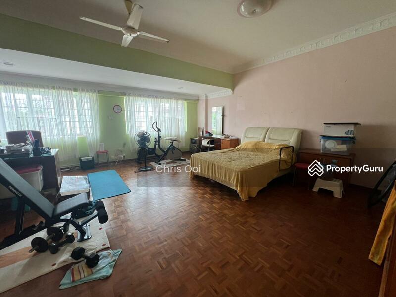 Prop-GPT: Terrace: D18 Pasir Ris 4 Pasir Ris view