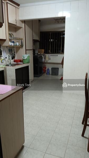 HDB Flat for Rent: D23, 670515