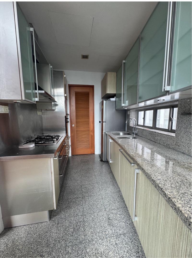 The Edge on Cairnhill Condominium For Rent, $11,300, 4 Bed 5 Bath 2,131 sqft $5.30 psf