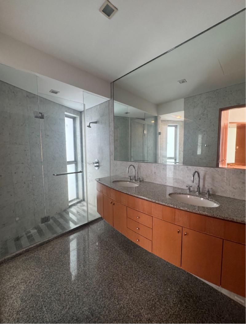 The Edge on Cairnhill Condominium For Rent, $11,300, 4 Bed 5 Bath 2,131 sqft $5.30 psf