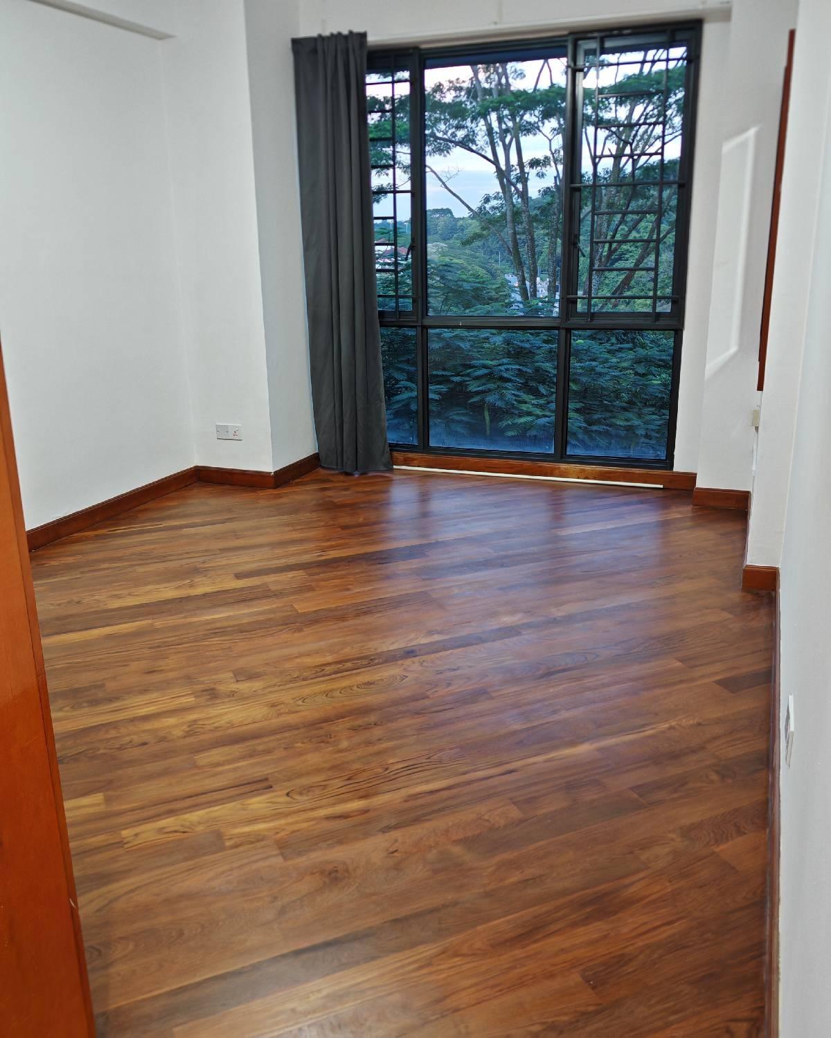 Glendale Park Condominium For Rent, $5,800, 3 Bed 3 Bath 1,313 sqft $4.42 psf