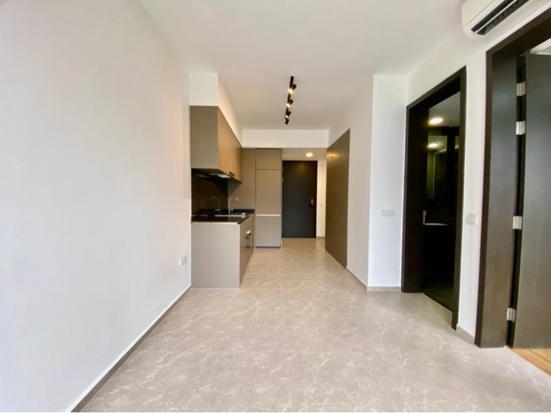 Park Colonial Condominium For Rent, $3,500, 1 Bed 1 Bath 463 sqft $7.56 psf