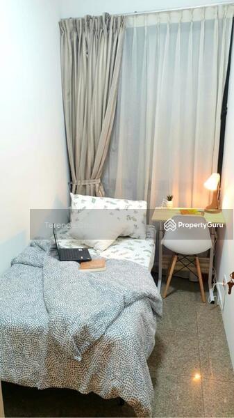 Prop-GPT: Condominium: D18 Tampines Eastpoint Green