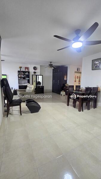 Prop-GPT: HDB Flat: D27 Admirality 357B Admiralty Drive