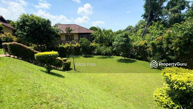 Prop-GPT: Apartment: D10 Holland Ewart Park