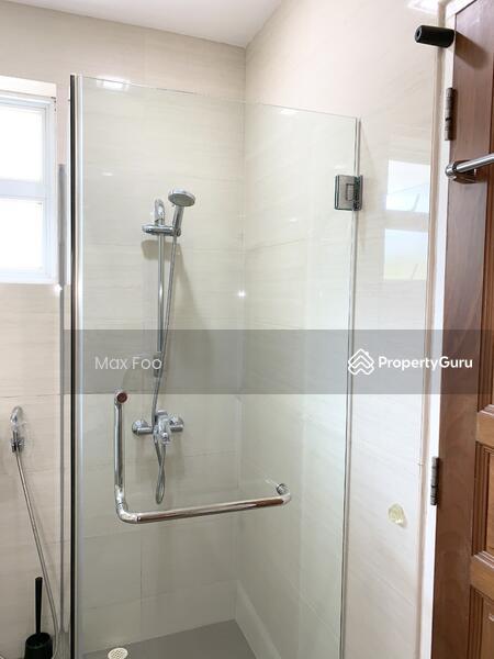 Apartment for Rent: Holland, D10, 279000