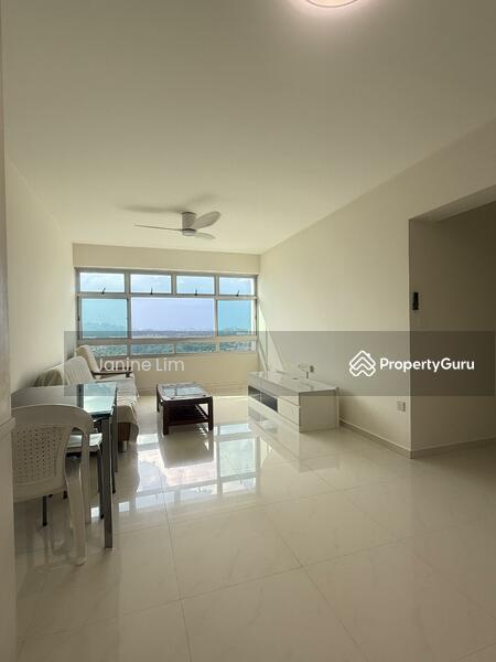 Prop-GPT: HDB Flat: D10 Holland 18A Holland Drive