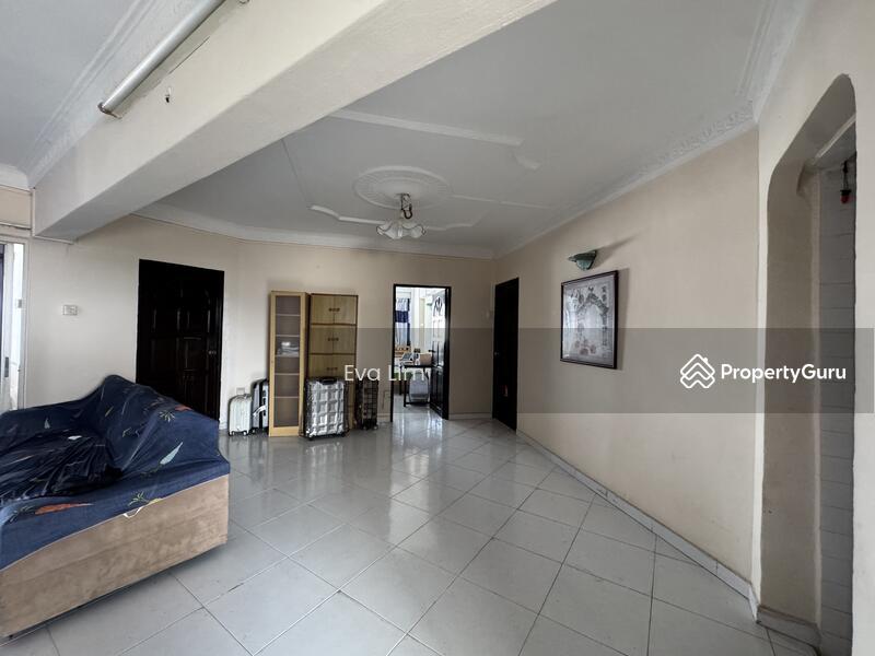 203 Bukit Batok Street 21