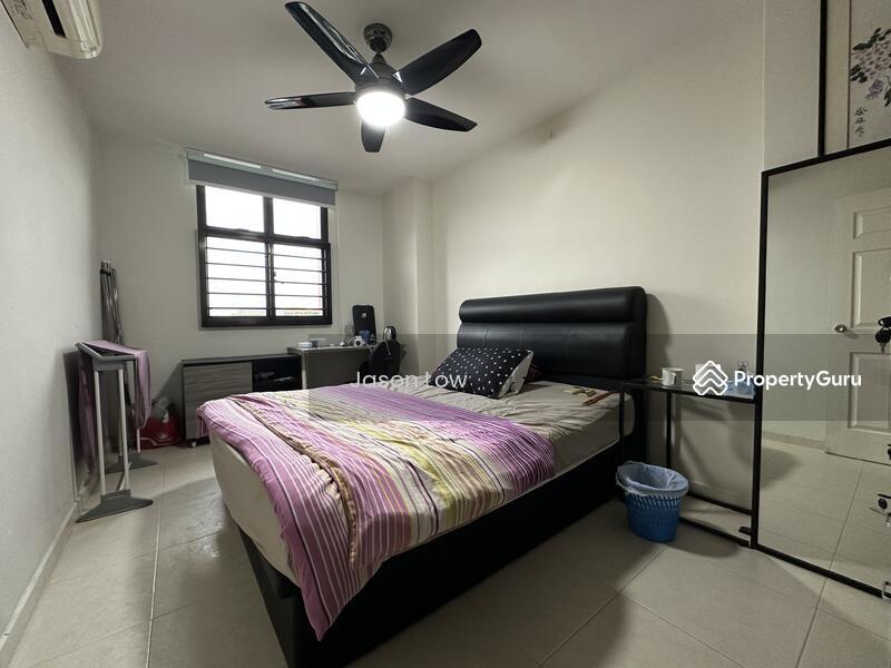 Prop-GPT: HDB Flat: D27 Admirality 356A Admiralty Drive