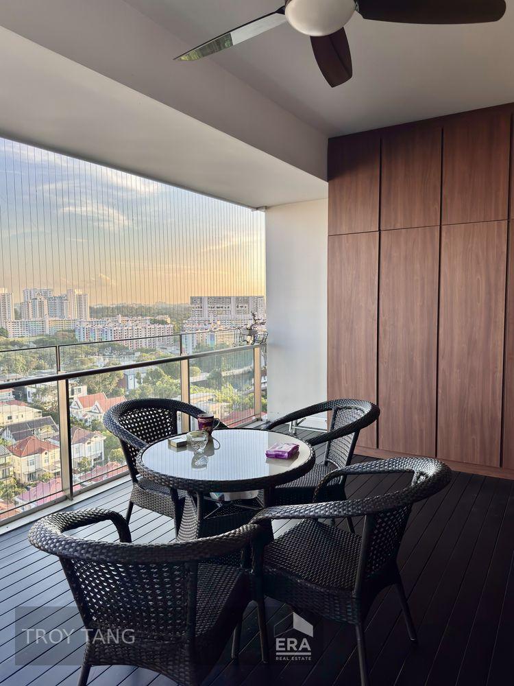 Condominium for Rent: Dakota Crescent, D14, 399937