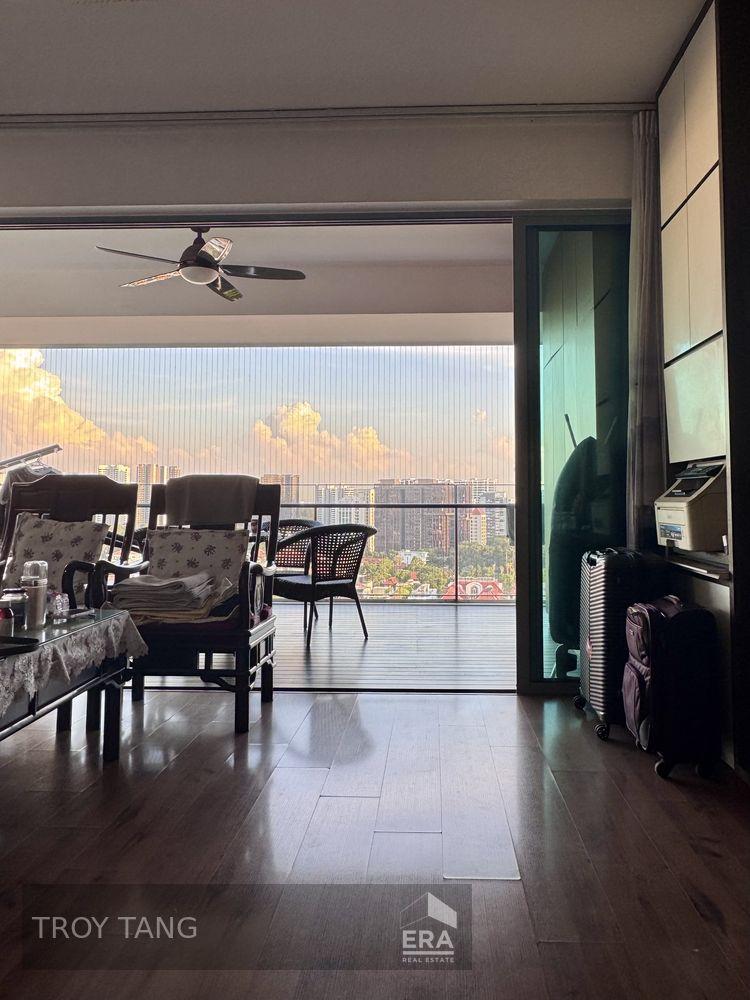 Condominium for Rent: Dakota Crescent, D14, 399937