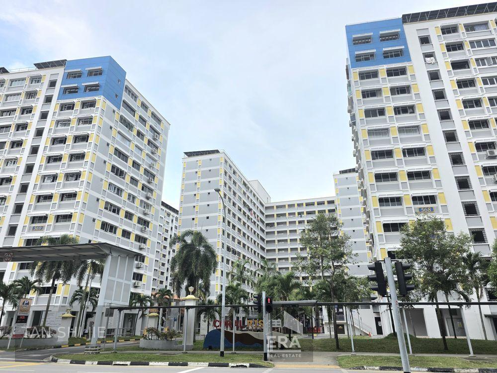 Prop-GPT: HDB - 4 room: D18 Pasir Ris 567 Pasir Ris Street 51