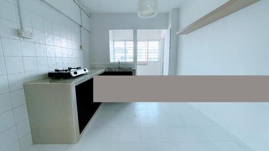 419 Bedok North Street 1 HDB Apartment For Rent, $3,300, 2 Bed 2 Bath 731 sqft $4.51 psf