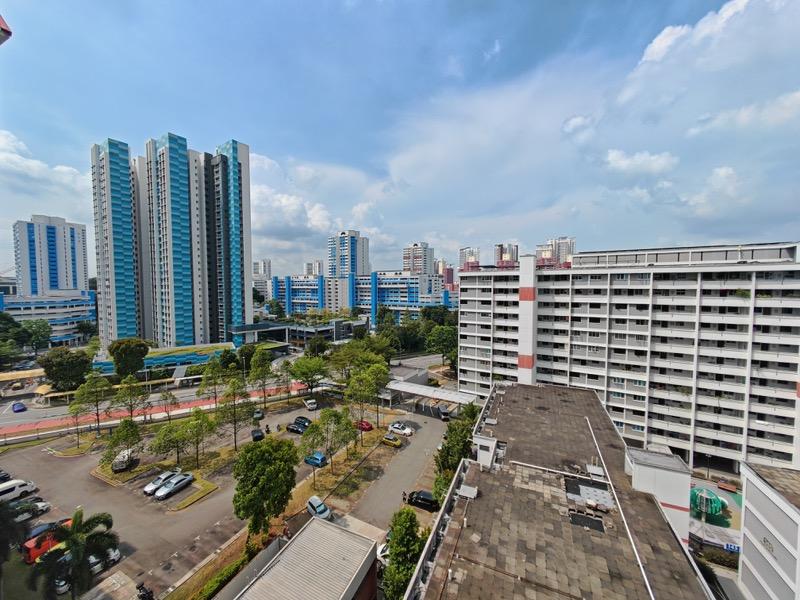 138 Bukit Batok West Avenue 6 HDB Apartment For Rent, $3,8002 Bath 11,345 sqft $0.33 psf
