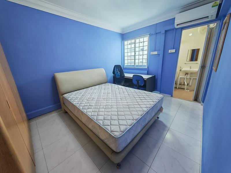 138 Bukit Batok West Avenue 6 HDB Apartment For Rent, $3,8002 Bath 11,345 sqft $0.33 psf