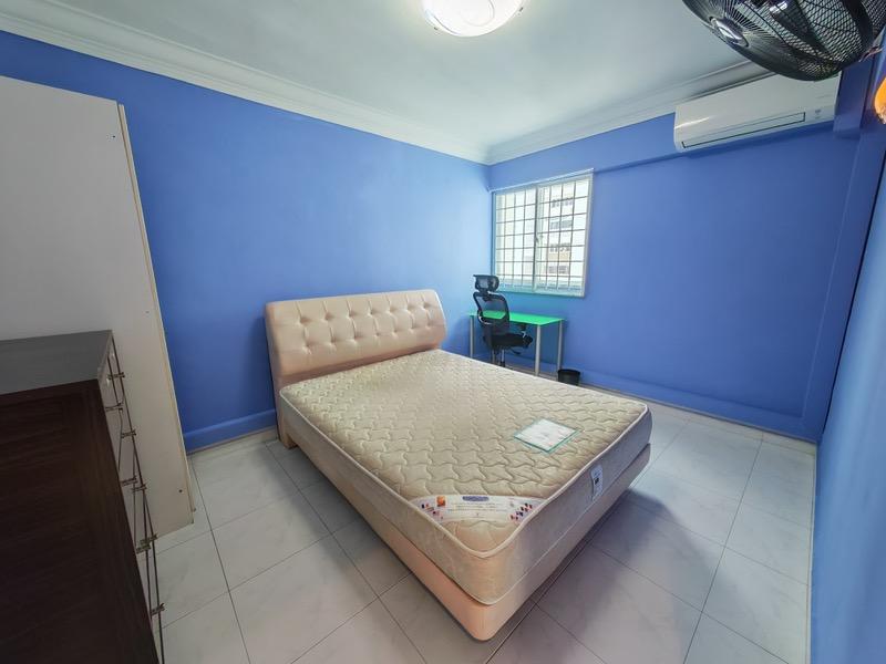 138 Bukit Batok West Avenue 6 HDB Apartment For Rent, $3,8002 Bath 11,345 sqft $0.33 psf