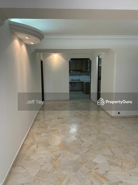 304 Tampines Street 32