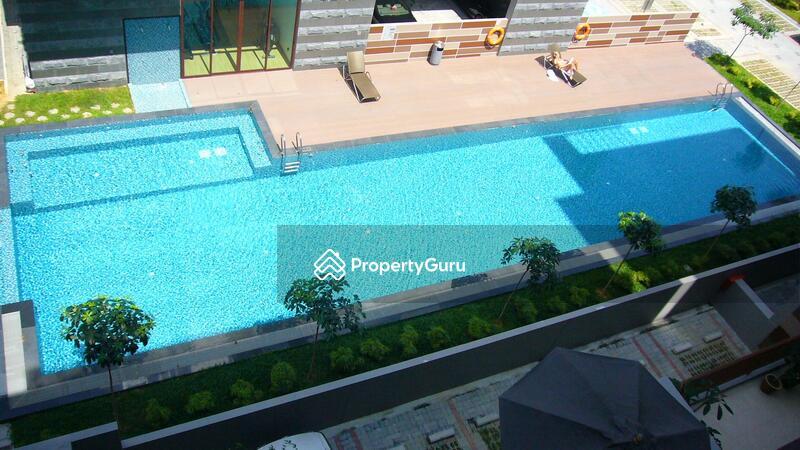 Condominium for Rent: D15, 438129