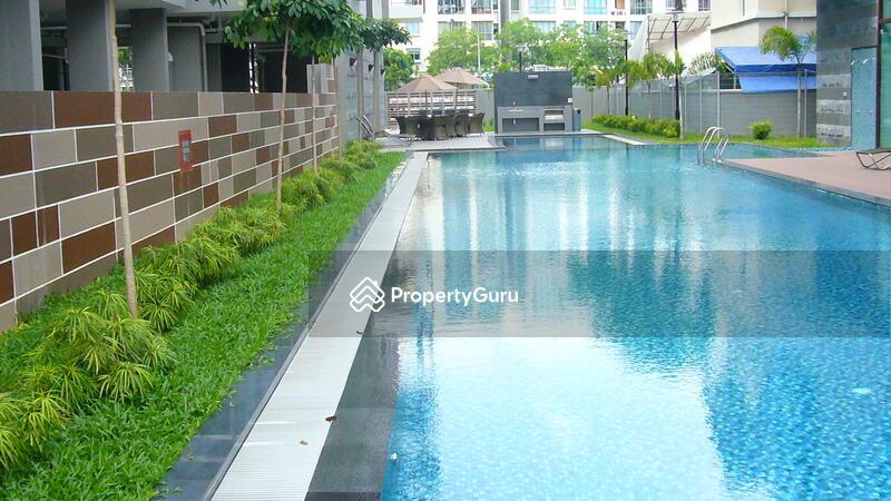 Condominium for Rent: D15, 438129