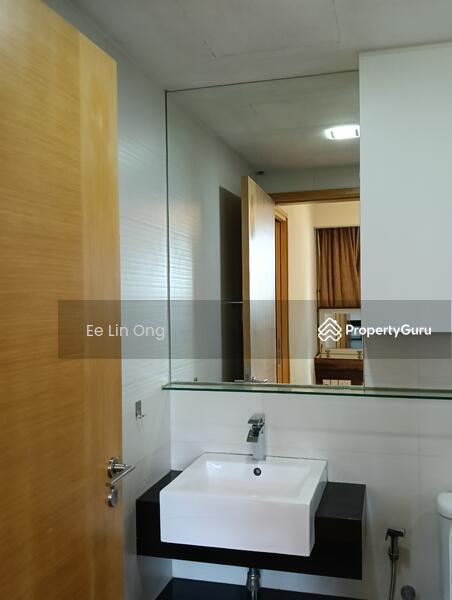 Condominium for Rent: D15, 438129