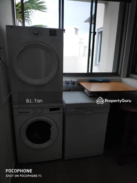 Condominium for Rent: Keppel, D04, 098635