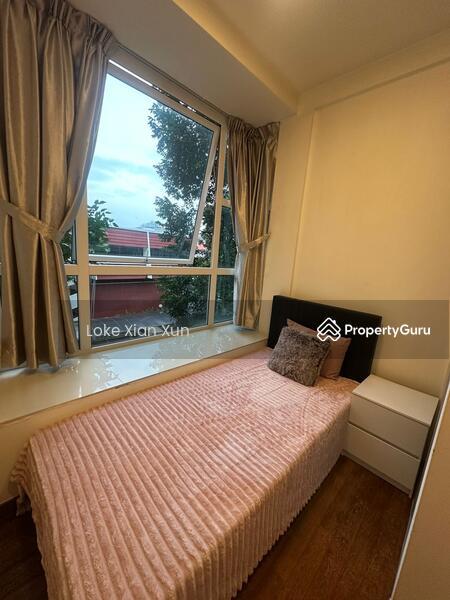 Prop-GPT: Condominium: D15 Siglap Coastarina