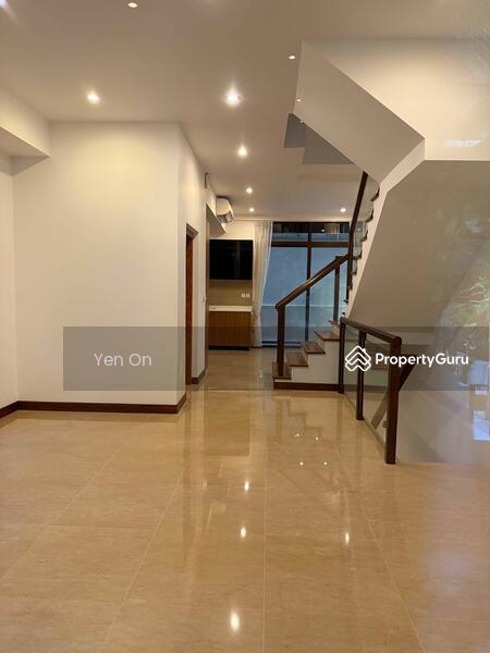 Cluster House for Rent: Holland, D10, 275764