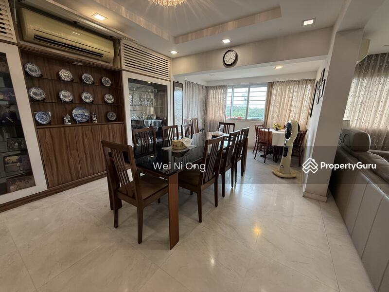 Prop-GPT: Condominium: D21  Pine Grove