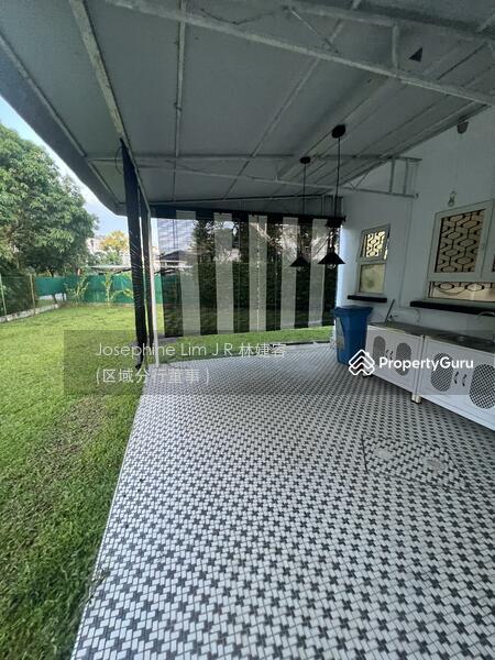 Corner Terrace for Rent: Holland, D10, 277000
