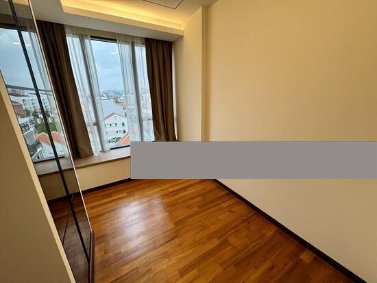 Creston Residence Condominium For Rent, $7,200, 3 Bed 2 Bath 1,648 sqft $4.37 psf