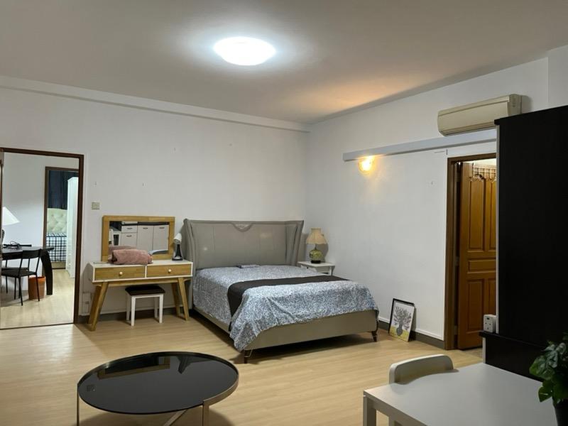 Condominium for Rent: Cairnhill, D09, 228512