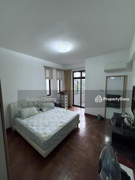 Condominium for Rent: D23, 679668