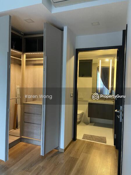 R Maisons (The Maisons)