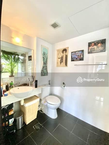 Condominium for Rent: Cairnhill, D09, 228031
