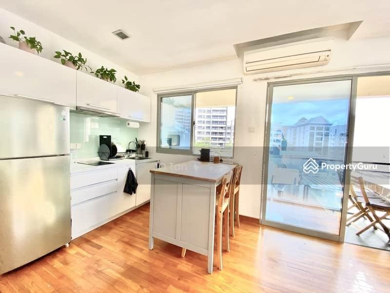 Condominium for Rent: Cairnhill, D09, 228031
