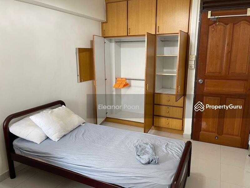 Prop-GPT: HDB Flat: D27 Yishun 618 Yishun Ring Road