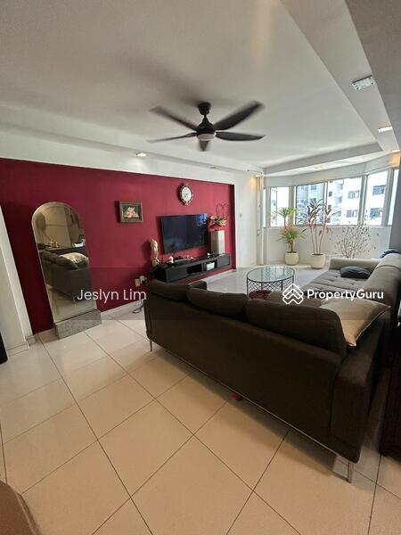 Prop-GPT: HDB Flat: D22 Boon Lay 274A Jurong West Avenue 3