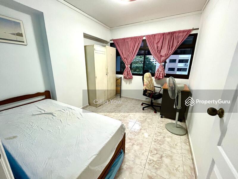 Prop-GPT: HDB Flat: D22 Boon Lay 640 Jurong West Street 61