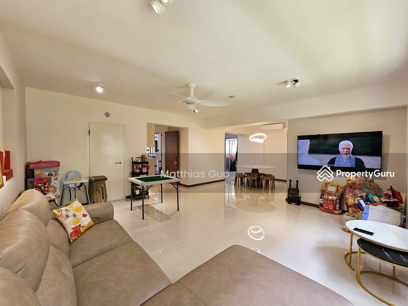Prop-GPT: HDB Flat: D27 Yishun 384A Yishun Avenue 6