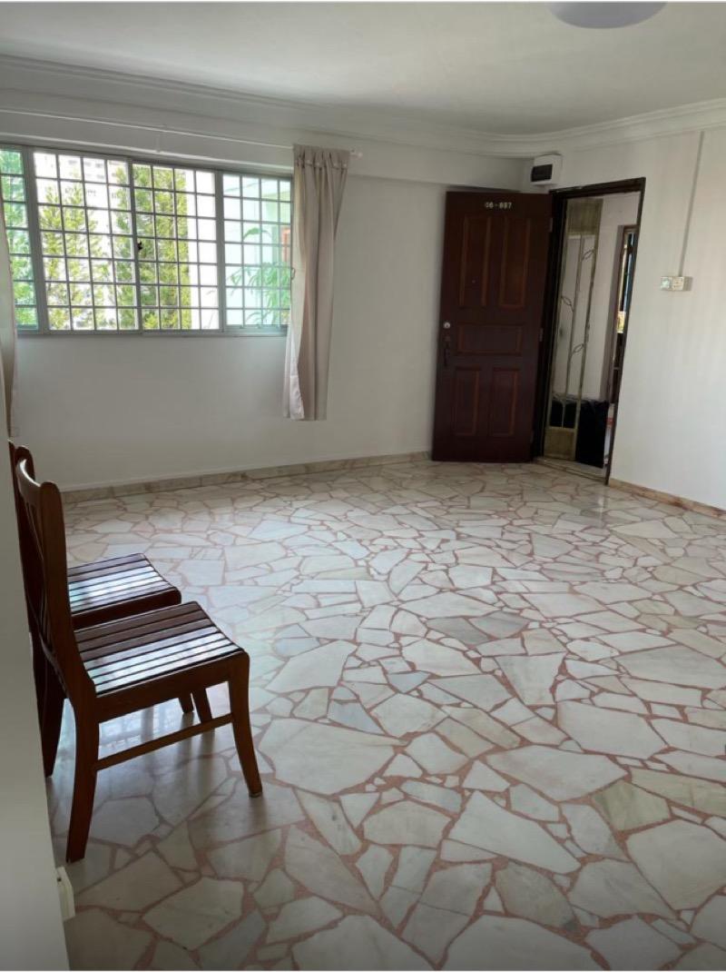 221A Jurong East Street 21 HDB Apartment For Rent, $3,500, 3 Bed 2 Bath 1,108 sqft $3.16 psf