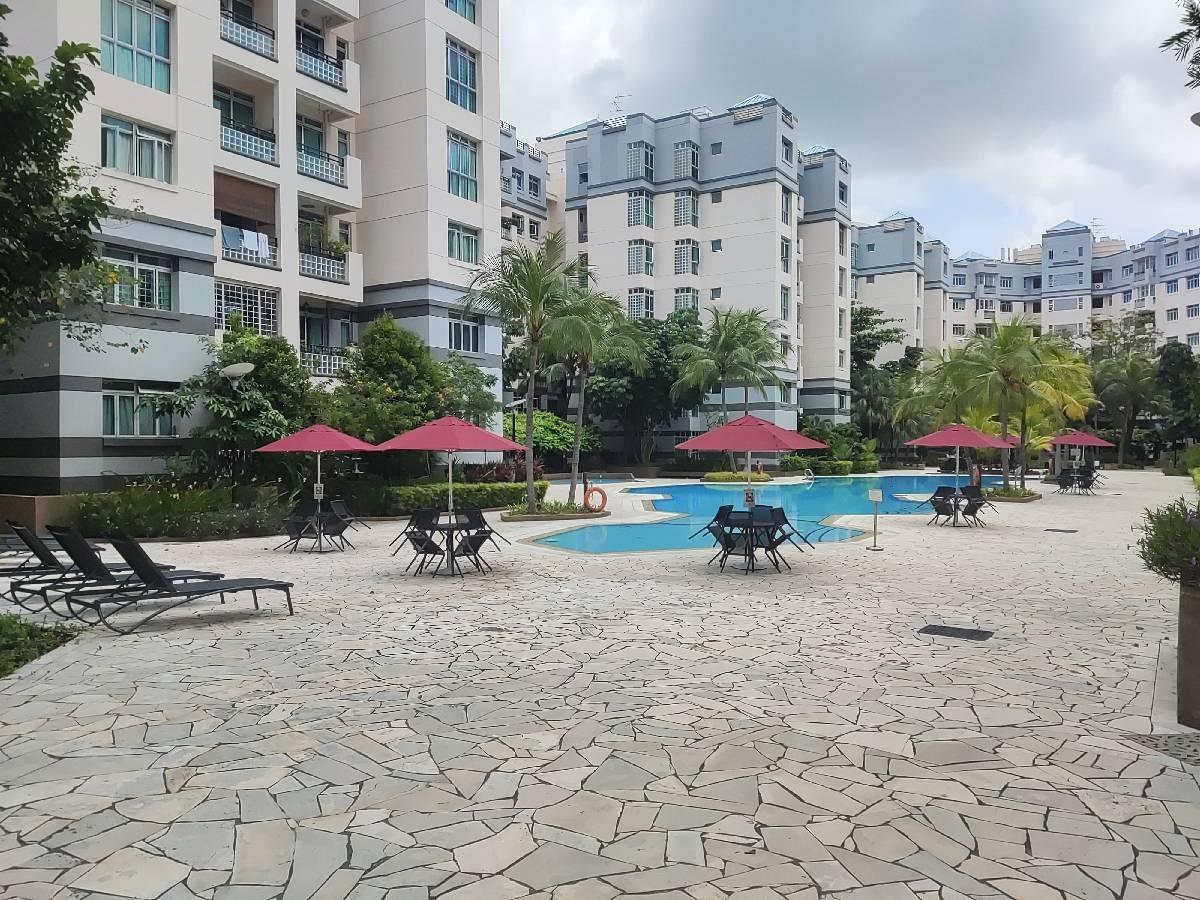 Avila Gardens Condominium Room Rental, $1,300, 1 Bed 1 Bath 135 sqft $9.63 psf