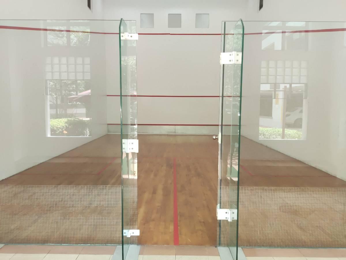 Avila Gardens Condominium Room Rental, $1,300, 1 Bed 1 Bath 135 sqft $9.63 psf