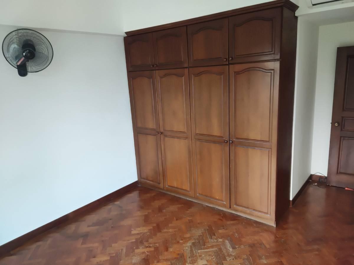 Avila Gardens Condominium Room Rental, $1,300, 1 Bed 1 Bath 135 sqft $9.63 psf