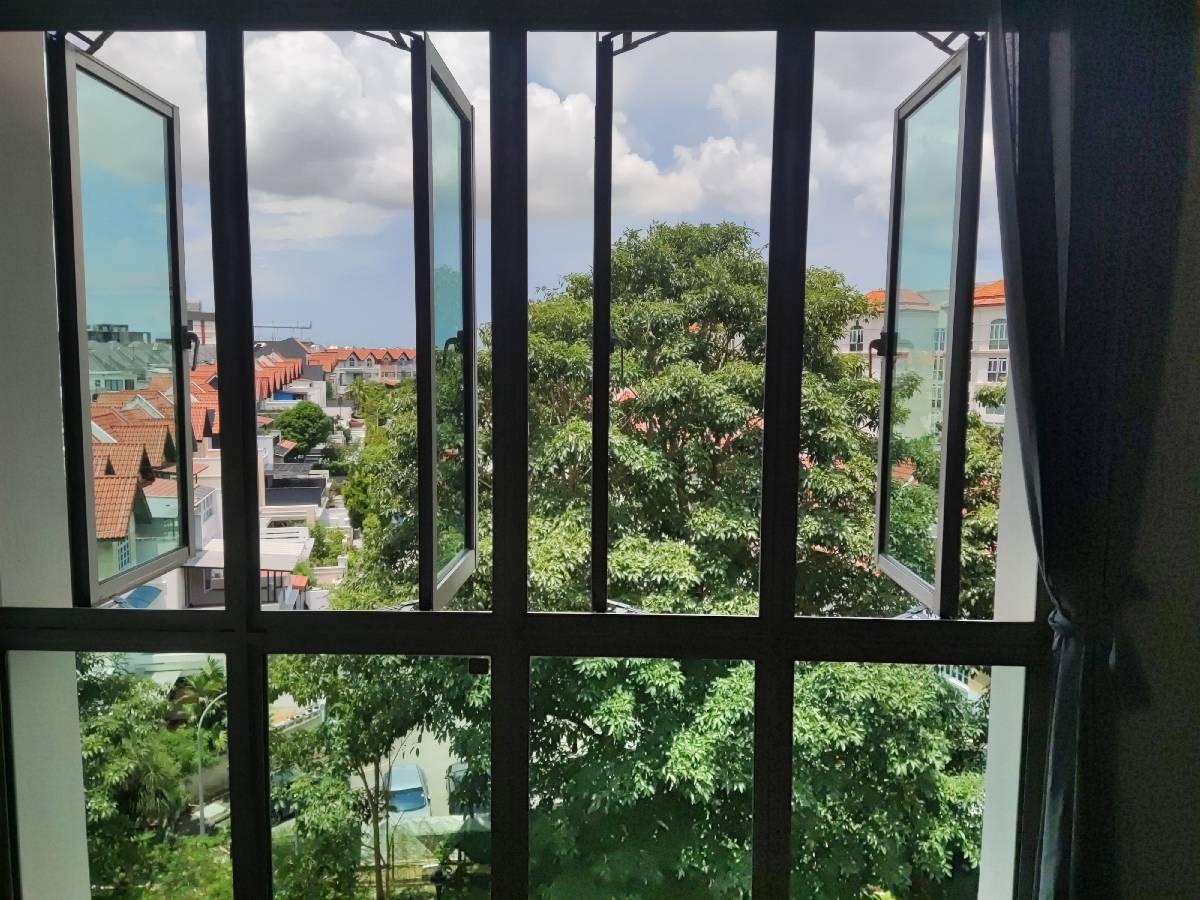 Avila Gardens Condominium Room Rental, $1,300, 1 Bed 1 Bath 135 sqft $9.63 psf