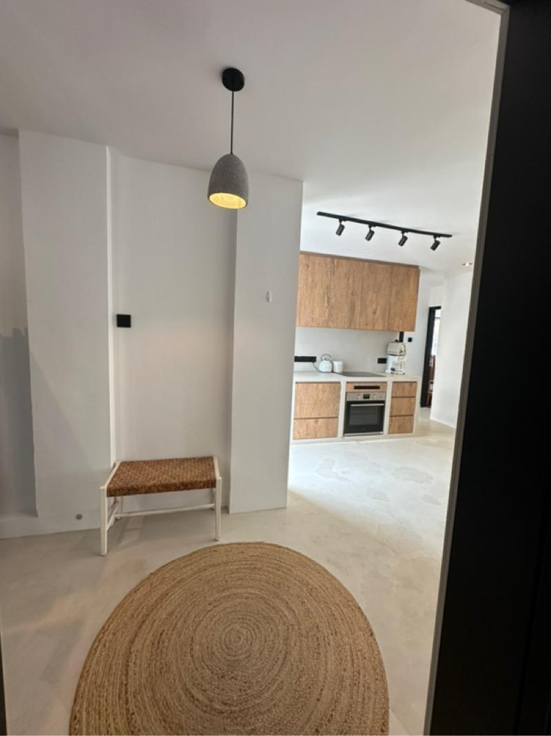 Prop-GPT: Condominium: D15  9 Seraya Lane